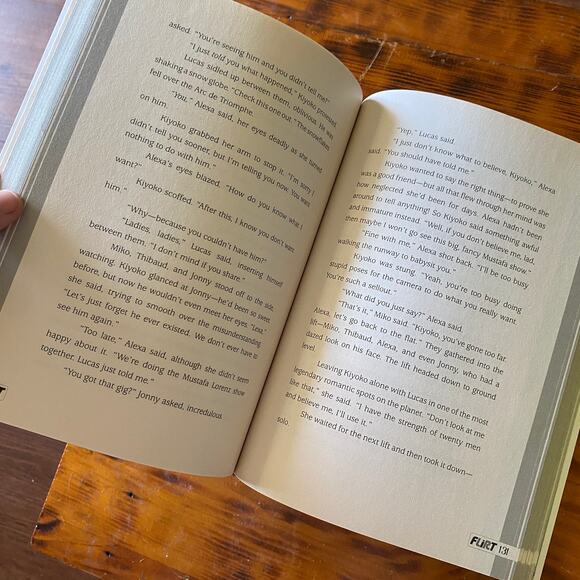 Flirt Bundle of 2 Paperback Chapter Books - Picture 6 of 13